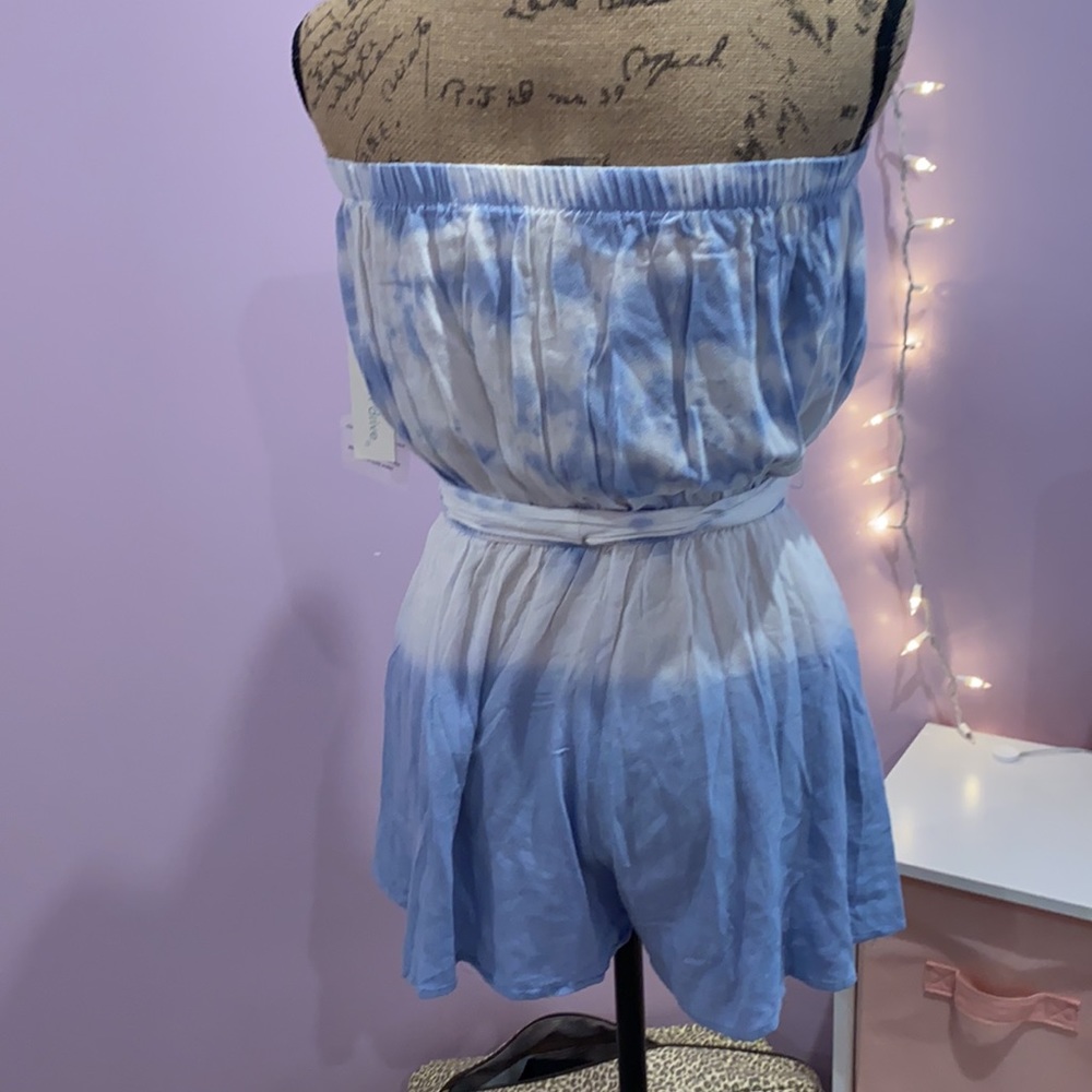 Romper - Picture 2 of 3